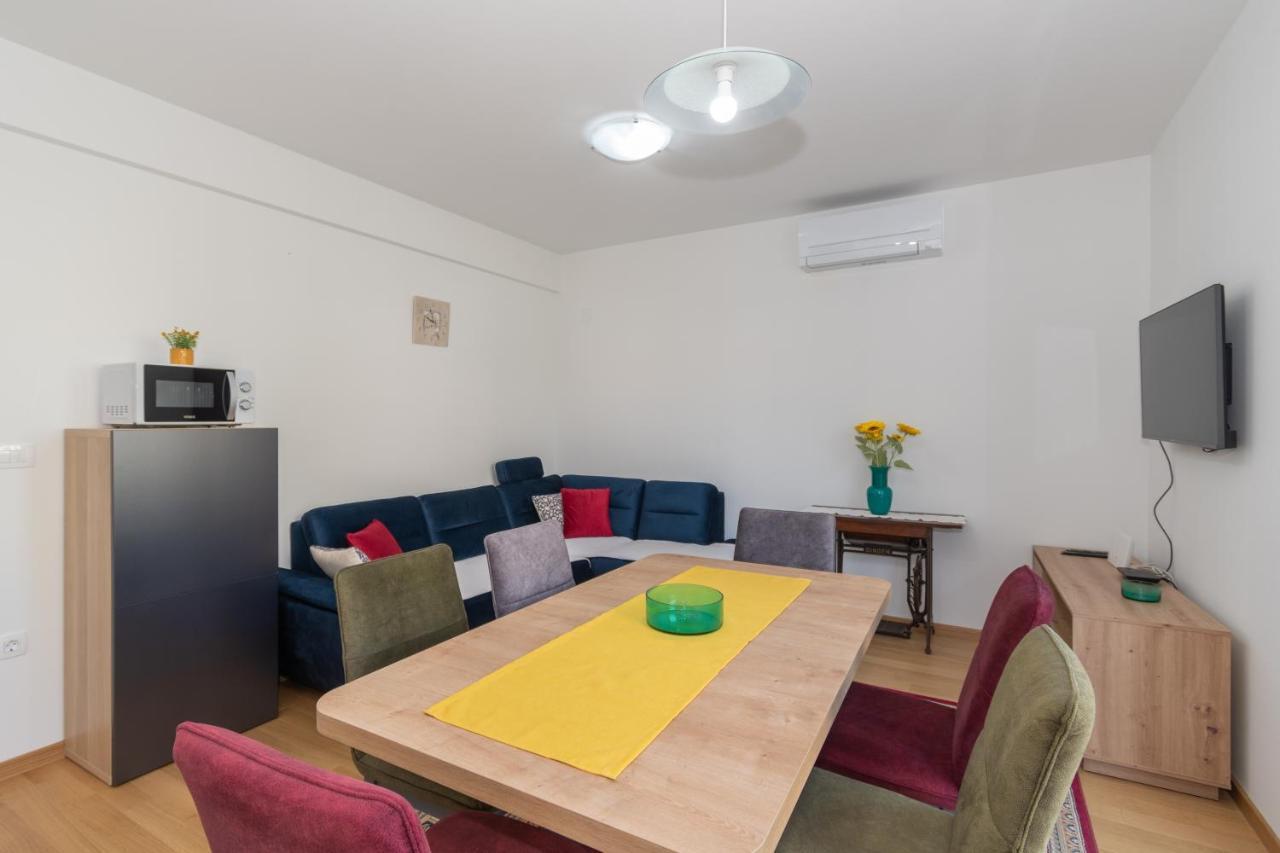 Apartments Lovor & Lavanda Kaštela Εξωτερικό φωτογραφία