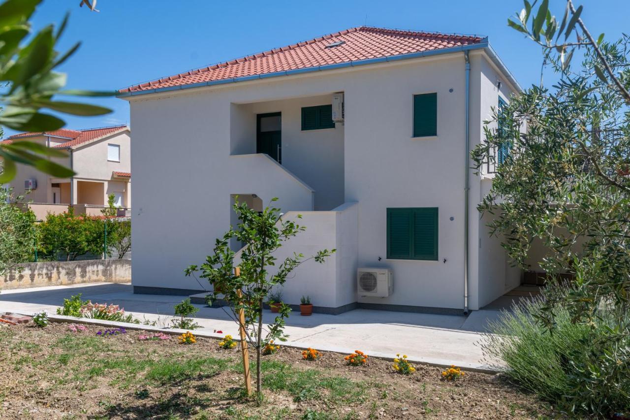 Apartments Lovor & Lavanda Kaštela Εξωτερικό φωτογραφία